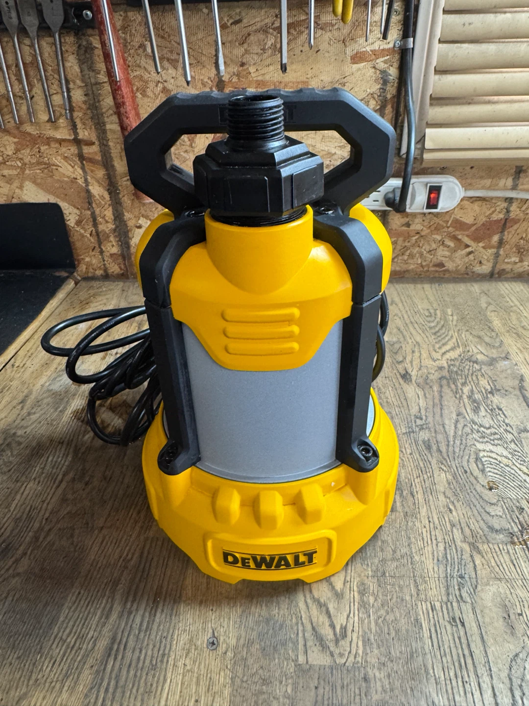 DEWALT Submersible Utility Pump DXWP61374 - photo 2