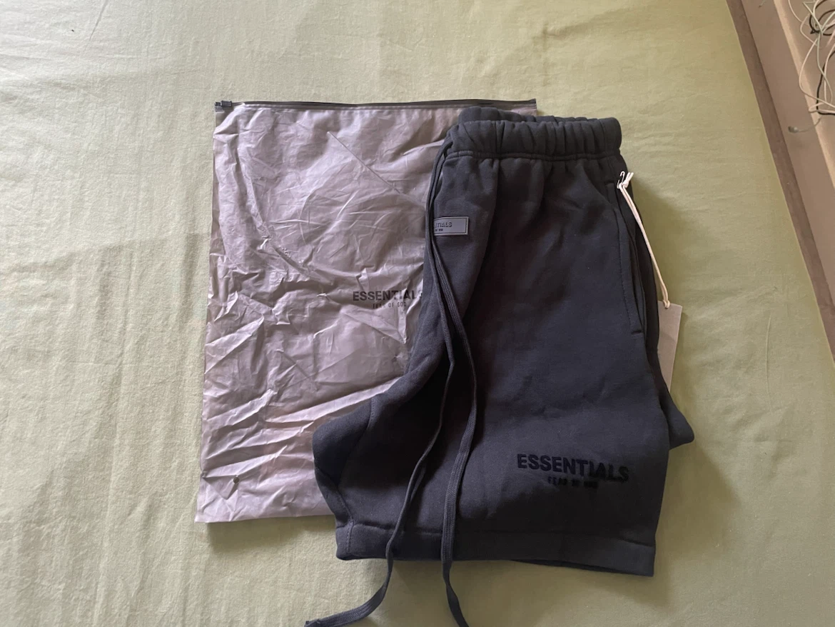 Fear of God Essentials Shorts Black - photo 2