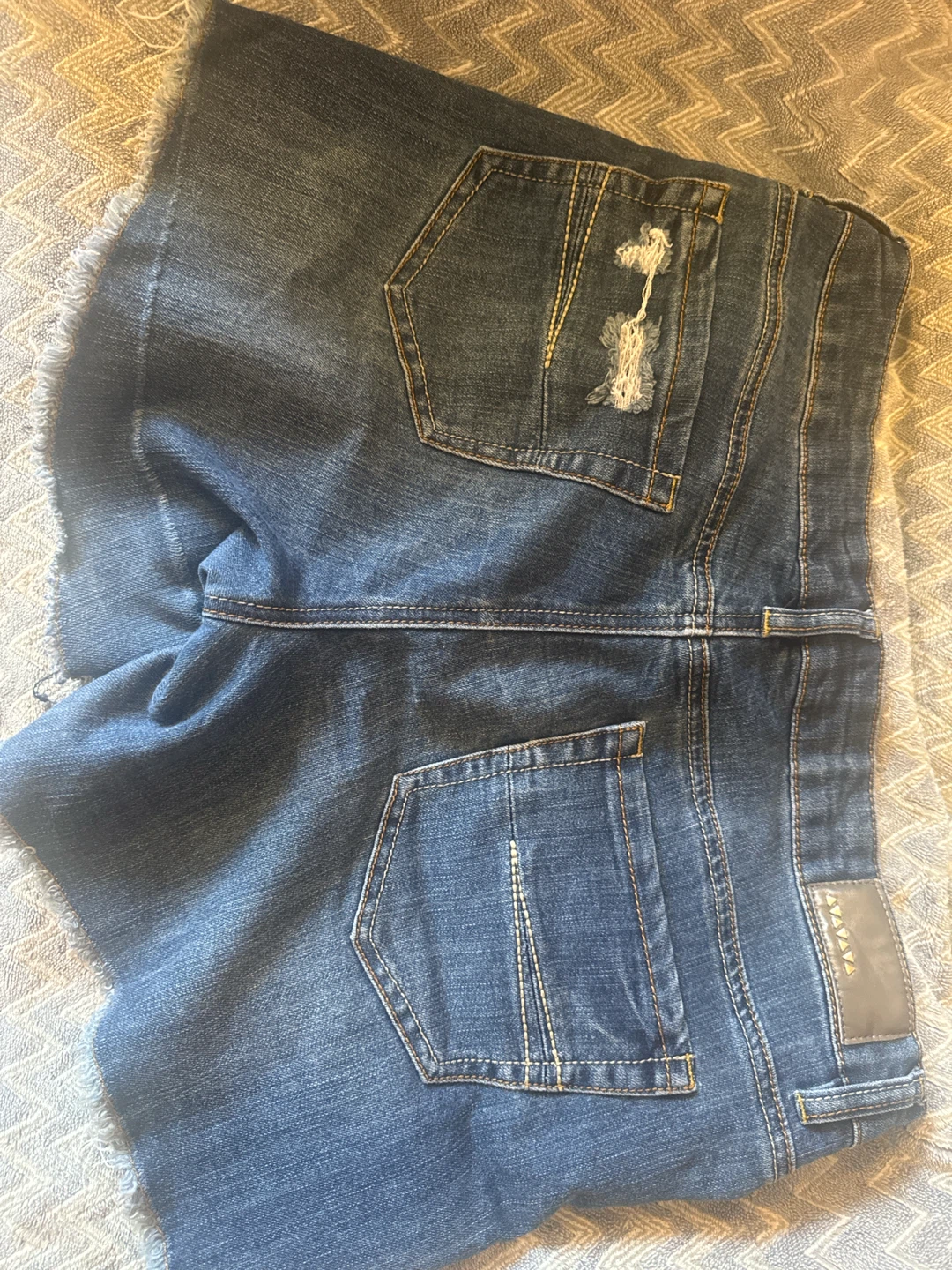 Dollhouse Blue Denim Distressed Shorts Size 9 - photo 3