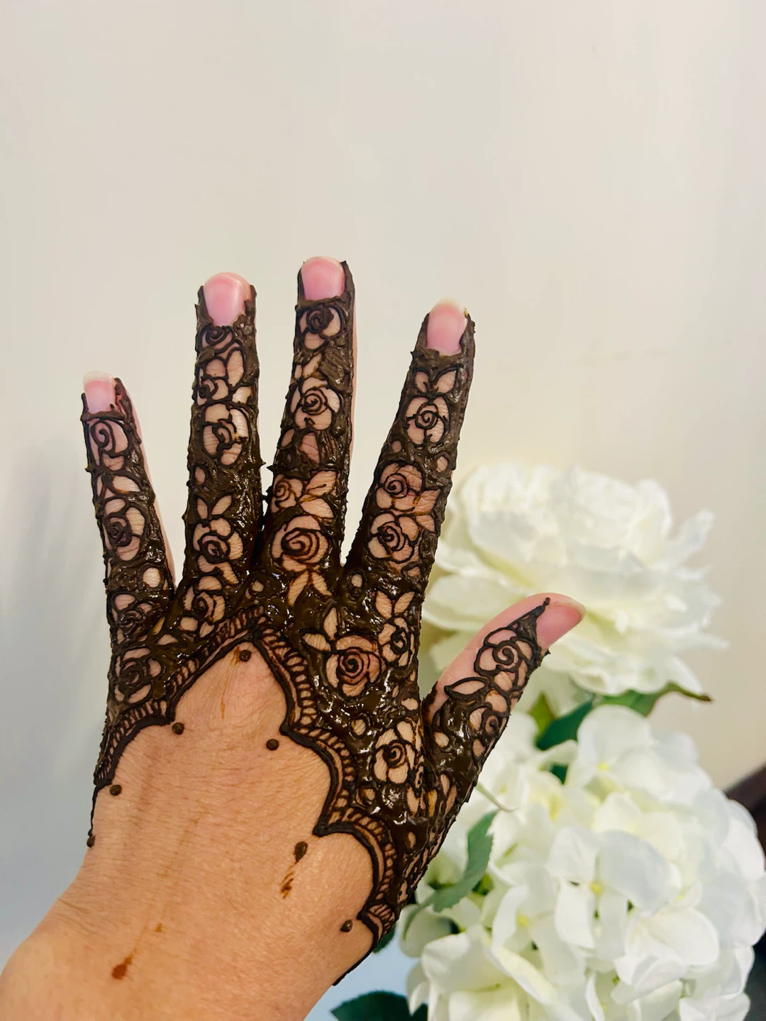 Intricate Henna Designs for Hands .DM for inquiries ❤️