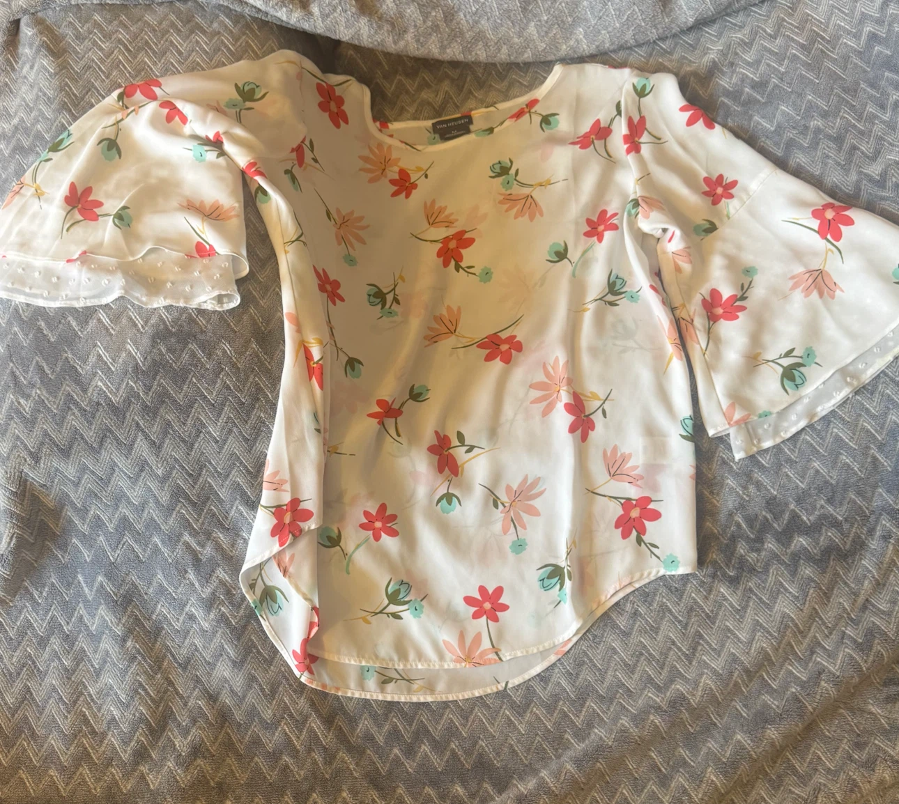 Van Heusen Floral Blouse - Medium