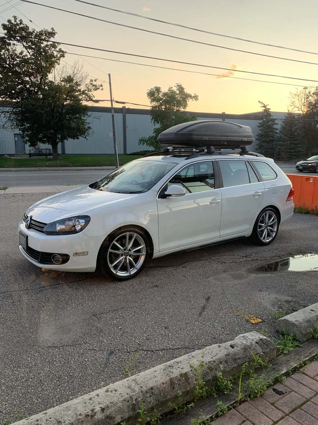 Thule Rooftop Cargo Box - photo 4