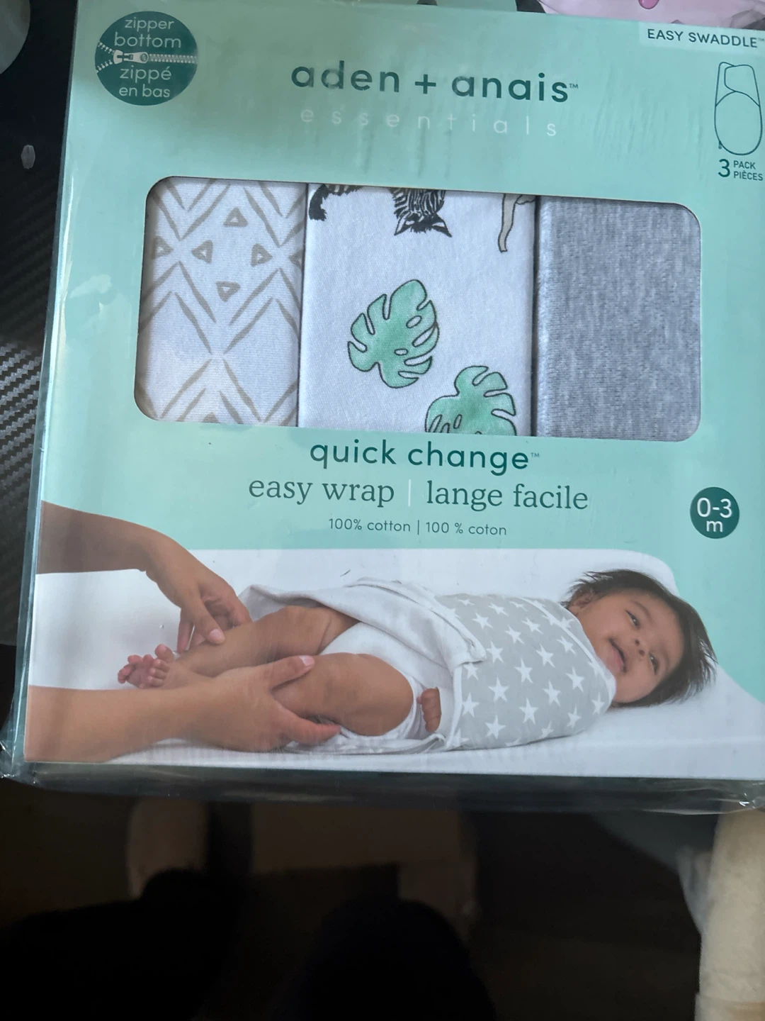 Aden+Anais Quick change swaddle