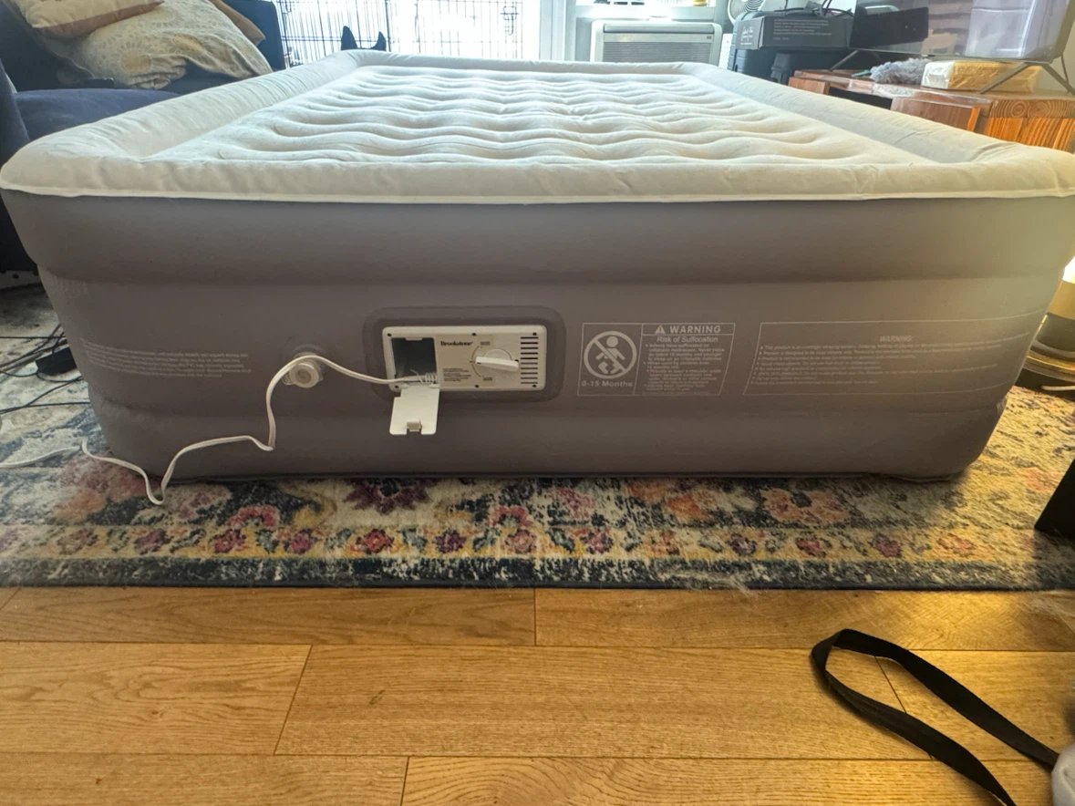 Brookstone Full Size Air Mattress - photo 2