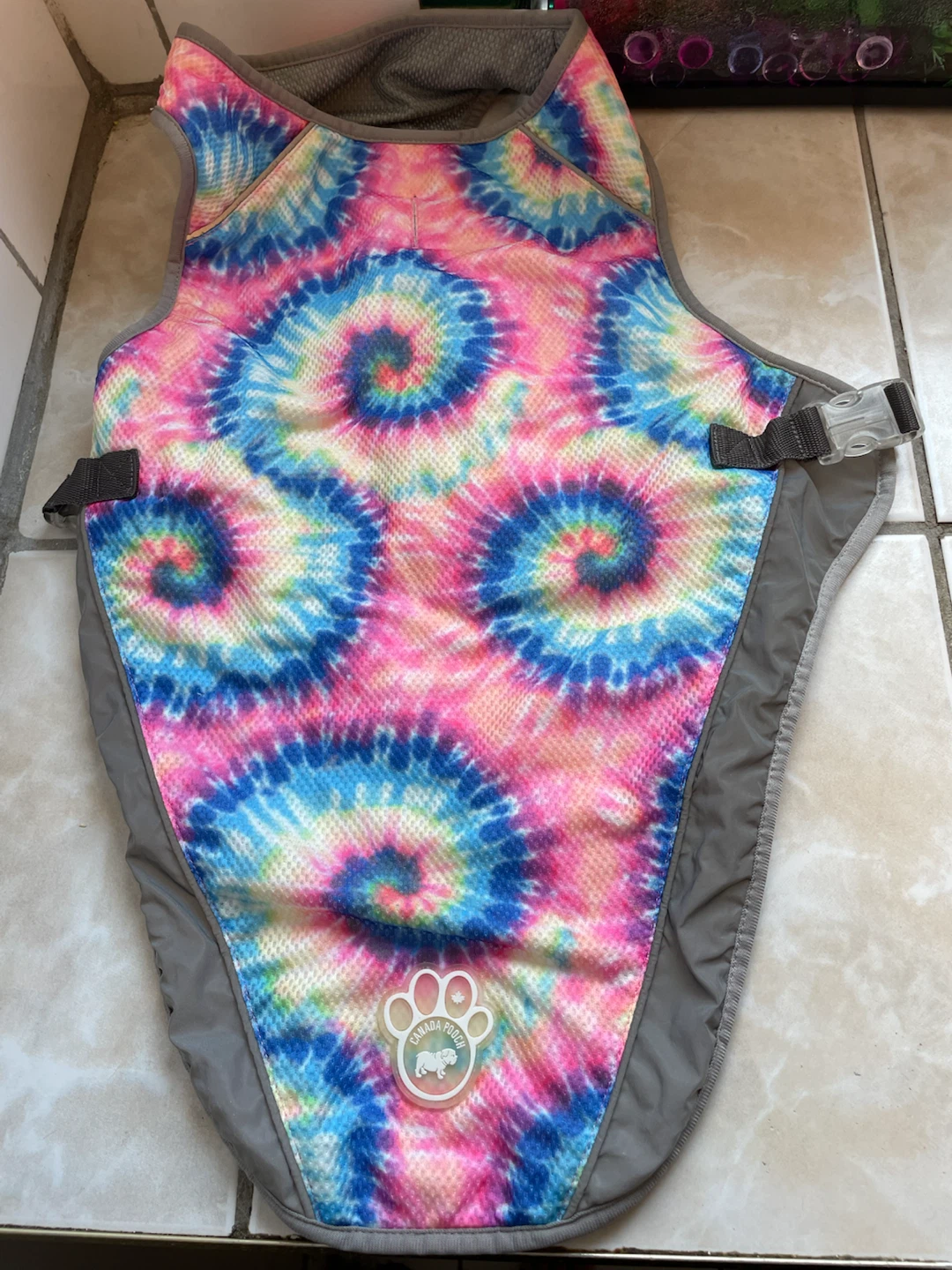 24” Canada Pooch Dog Cooling Vest