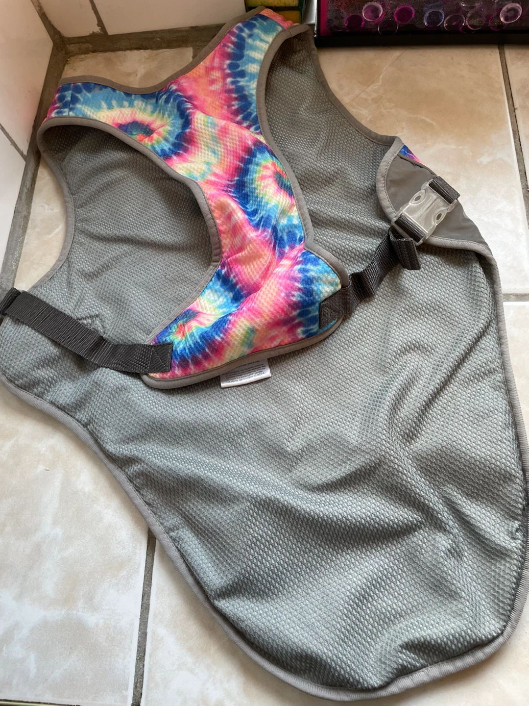 24” Canada Pooch Dog Cooling Vest - photo 2