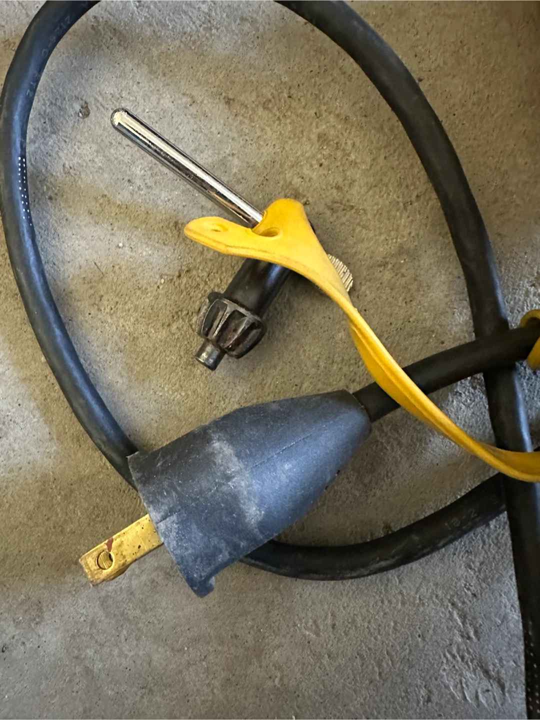 DeWalt DW100 3/8" Corded Drill - photo 4