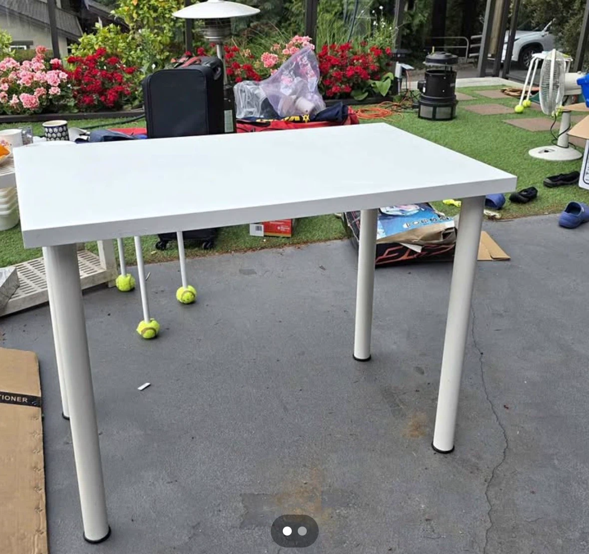 White rectangular table