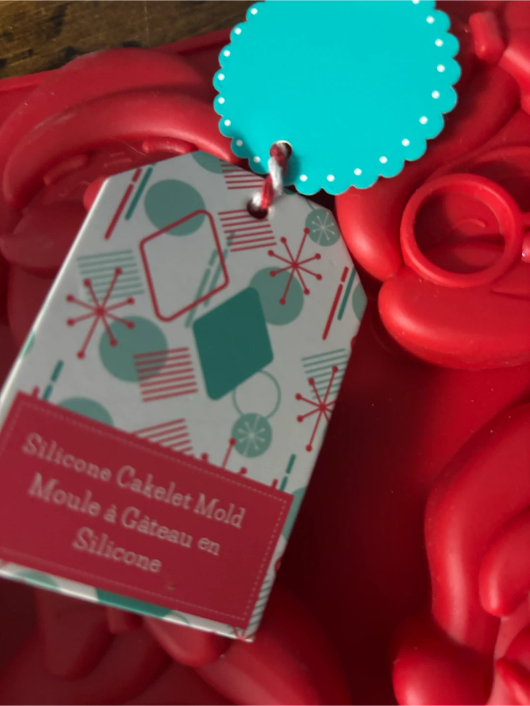 Christmas Baking Cups & Cracker Game