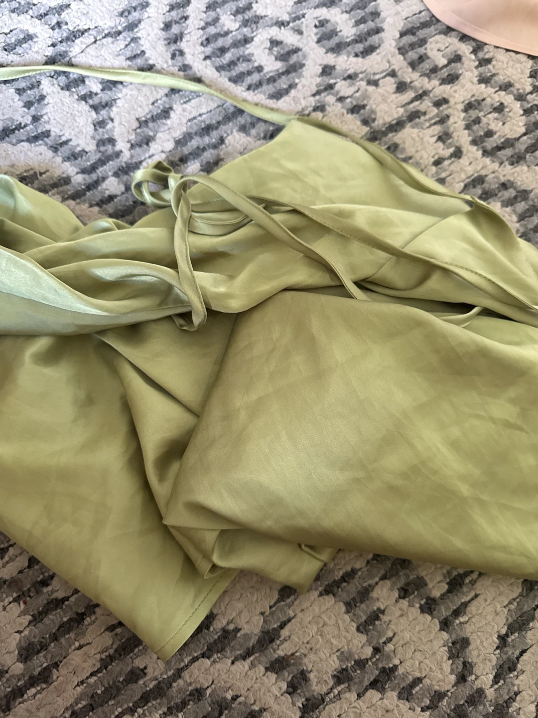 Satin Cowl Neck Midi Dress pistachio green color size smal - photo 5