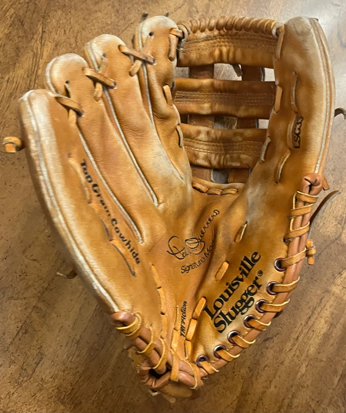 Louisville Slugger Pedro Guerrero Signature Model Baseball Glove