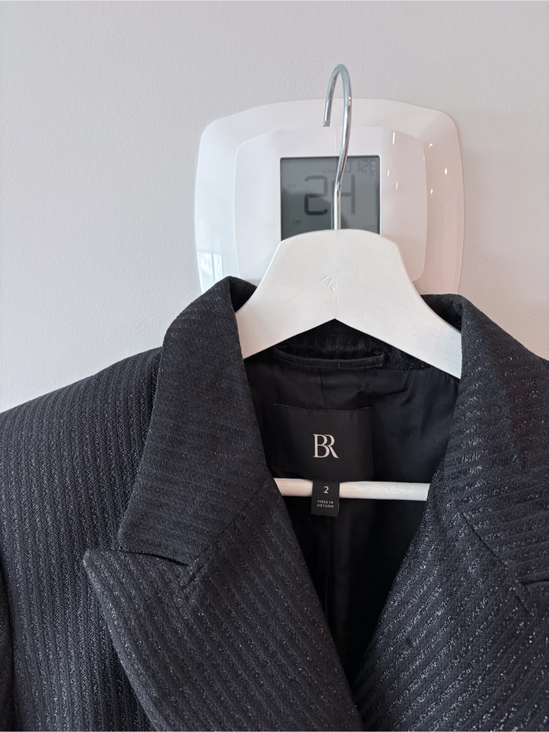 Banana Republic Double-Breasted Blazer - photo 2
