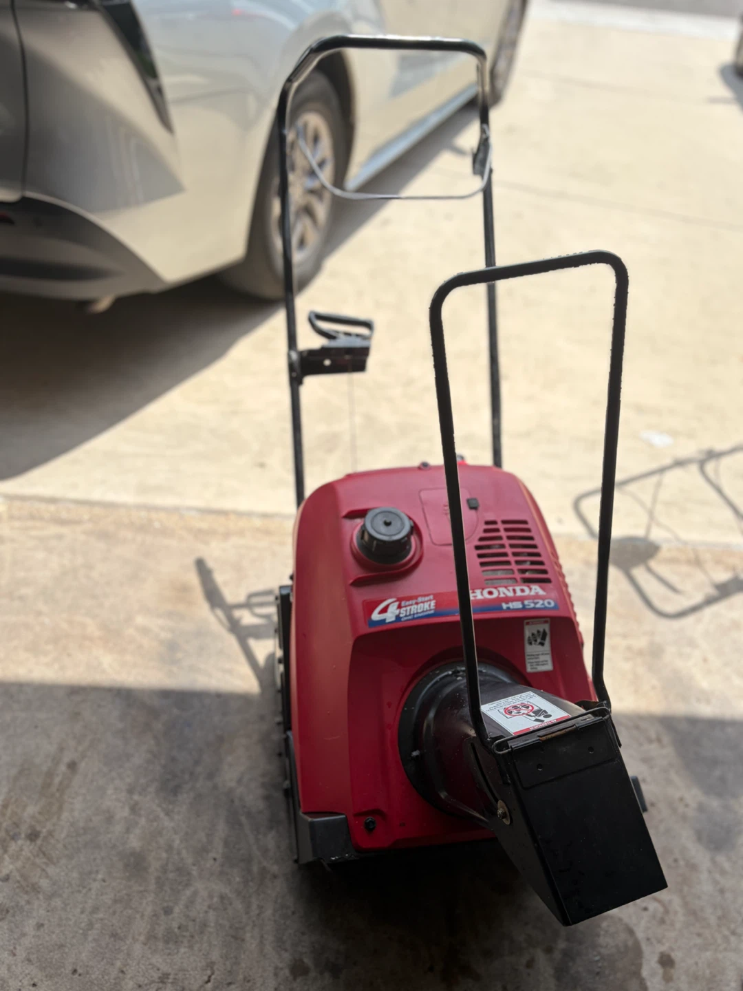 Honda HS520 Snow Blower - photo 4