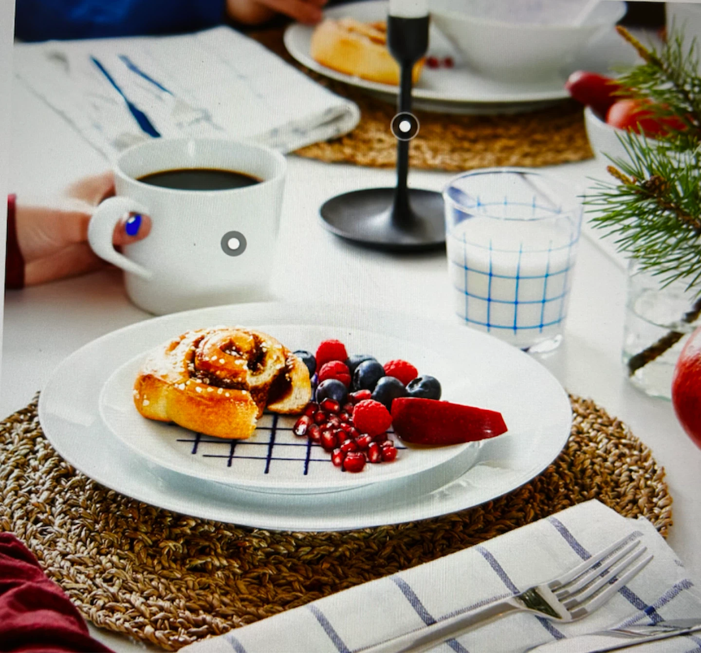 IKEA Woven Round Placemats - Set of 4 - photo 3