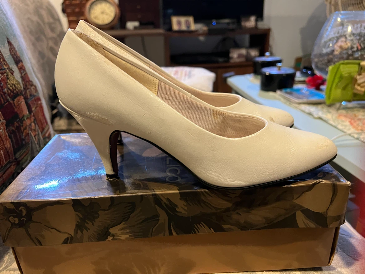 Women’s dress shoes