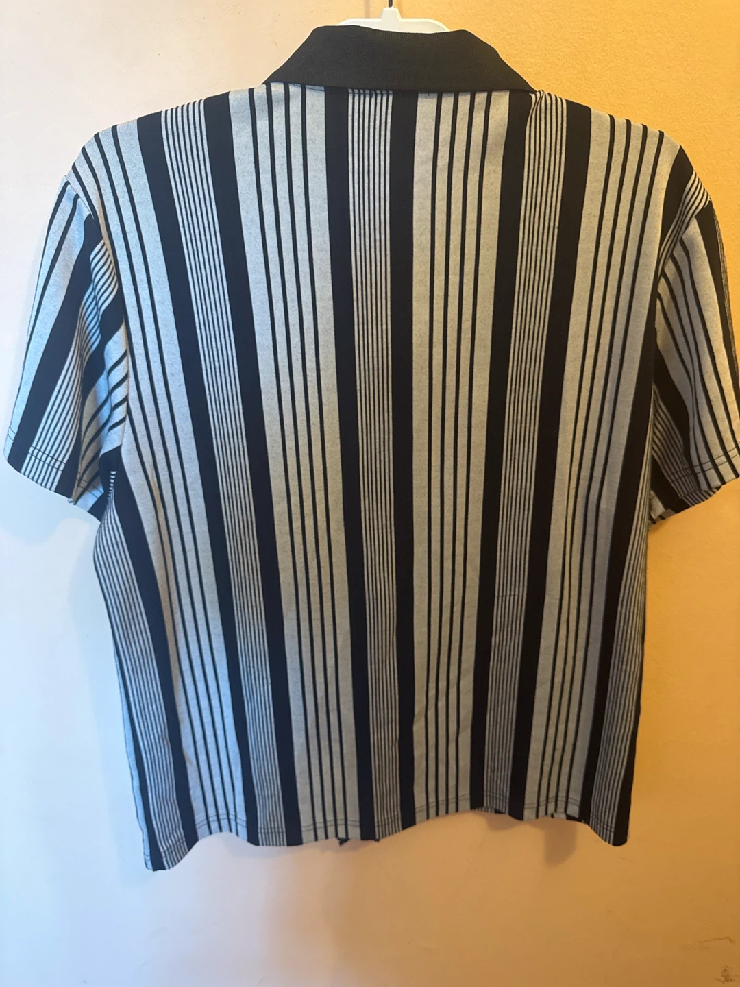 Forever 21 Men's Striped Short Sleeve Button-Up Shirt - Large - photo 3