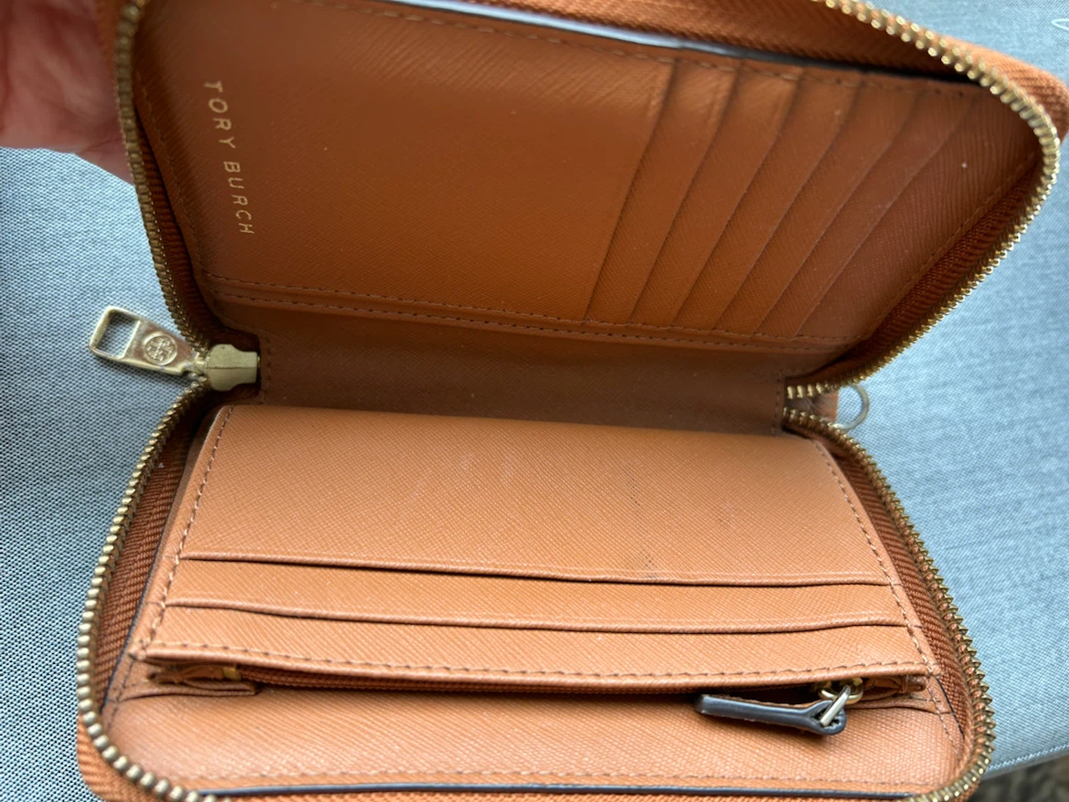 Tory Burch Wallet - photo 3