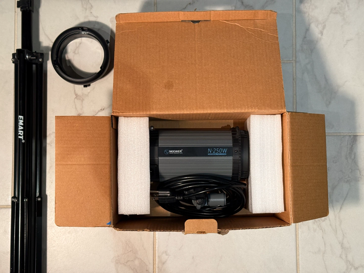 Neewer N-250W Studio Strobe Kit FREE Stand & Bowens Adapter - photo 5