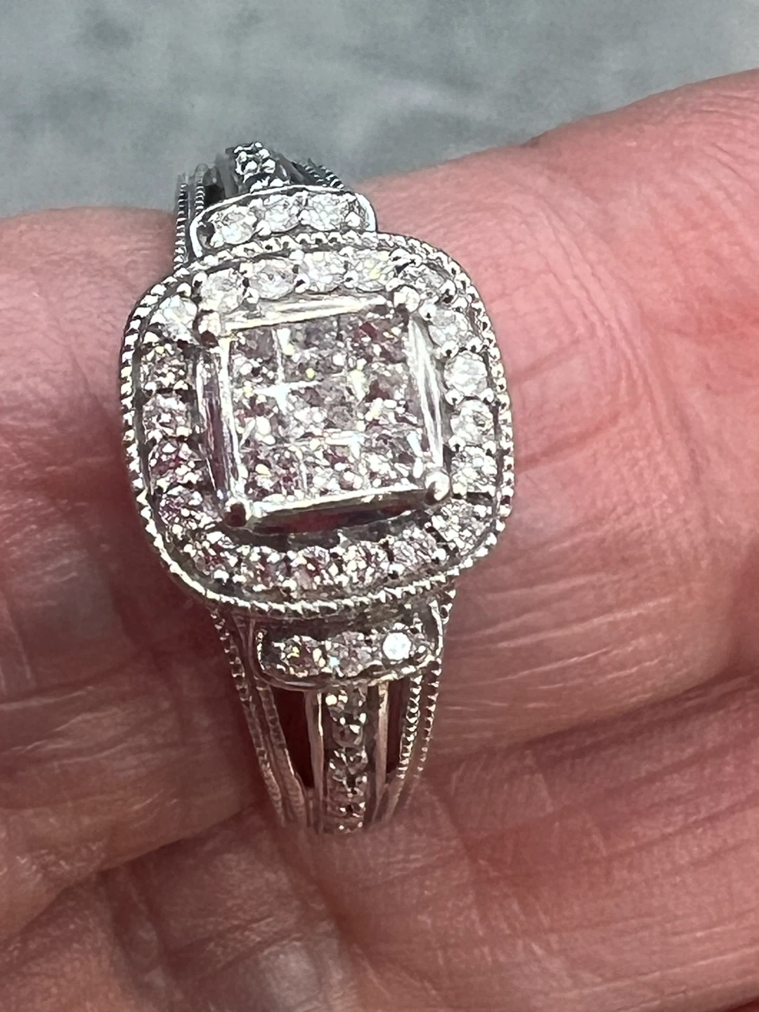 10 Karat White Gold Diamond Ring size 4.5
