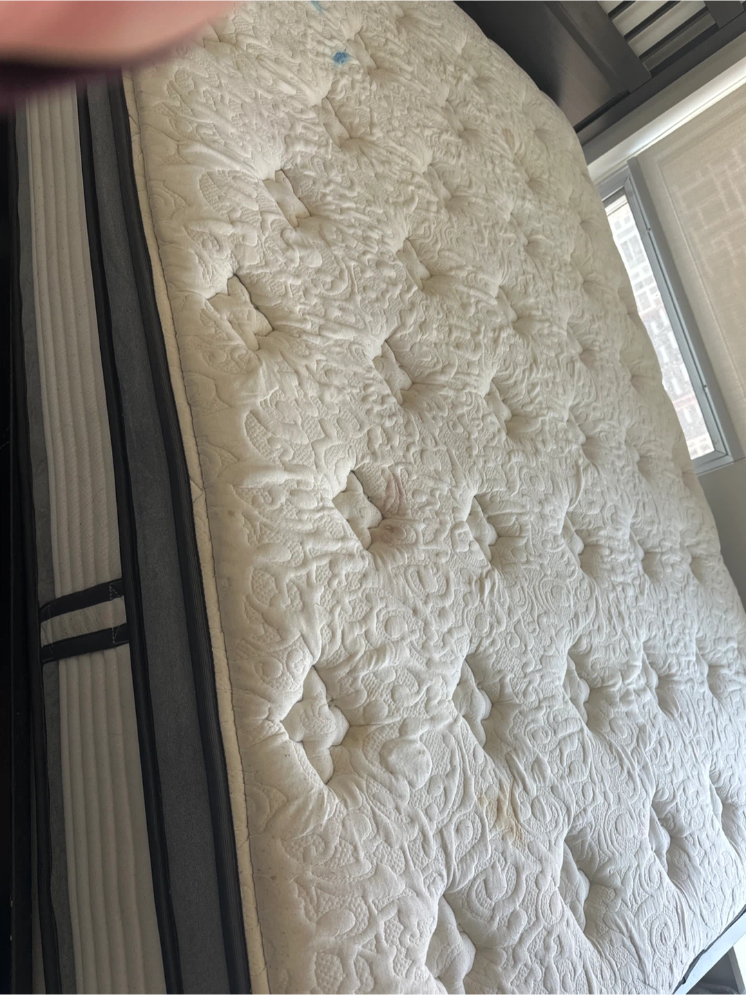 Used Mattress  Queen size