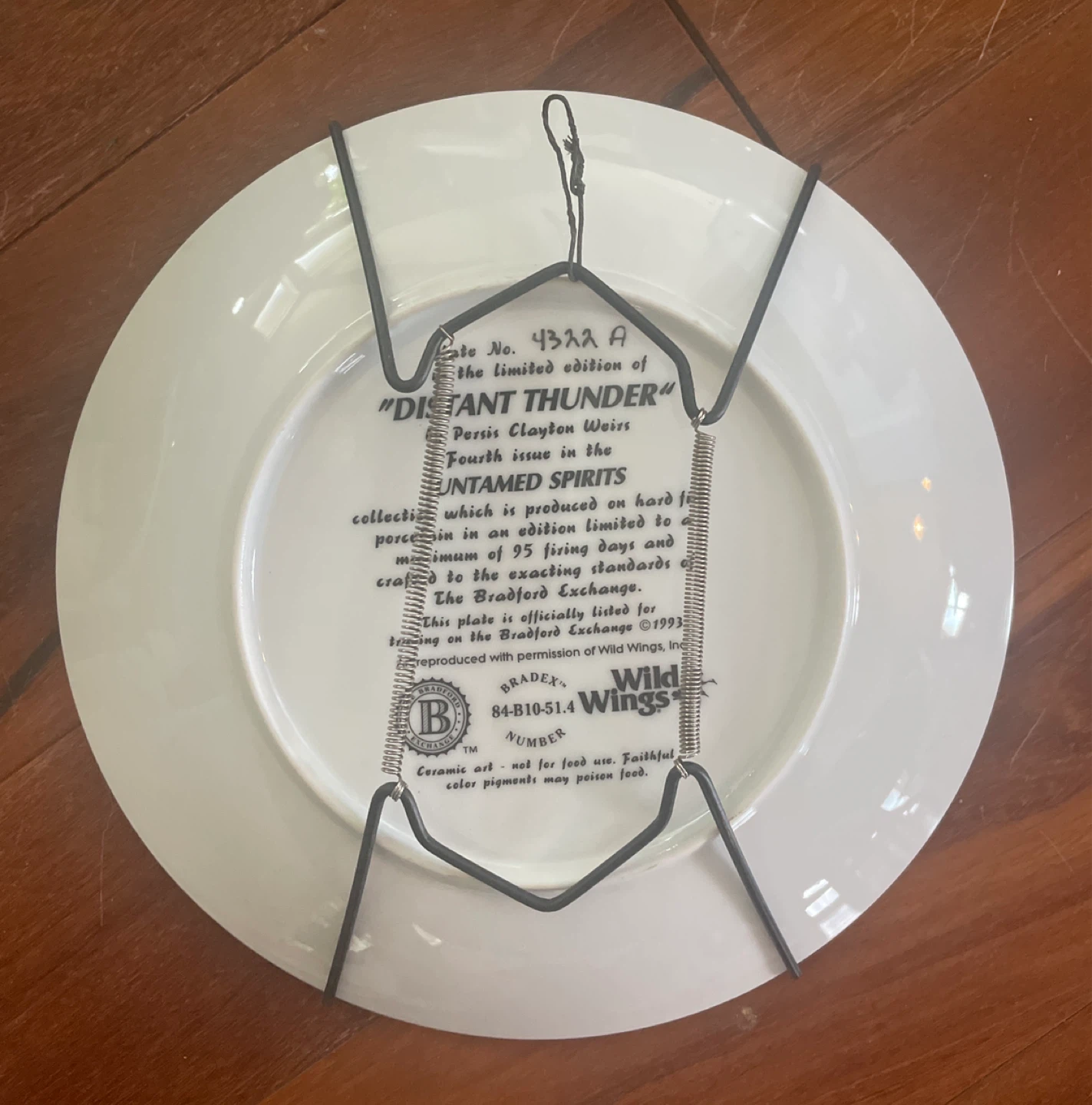 " Collector Plate by Persis Clayton Weirs - photo 2
