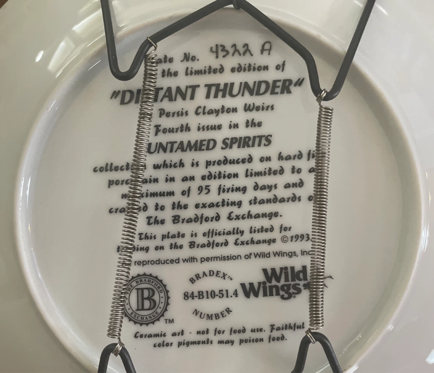 " Collector Plate by Persis Clayton Weirs - photo 3