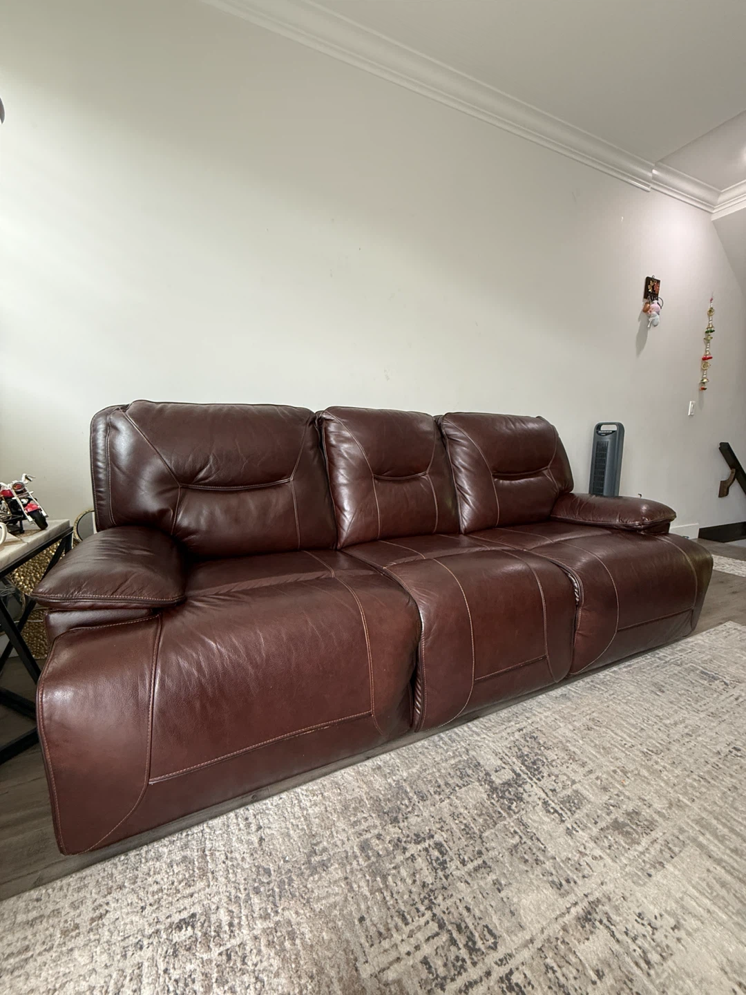 Brown Leather Reclining Sofa and love seat - photo 5
