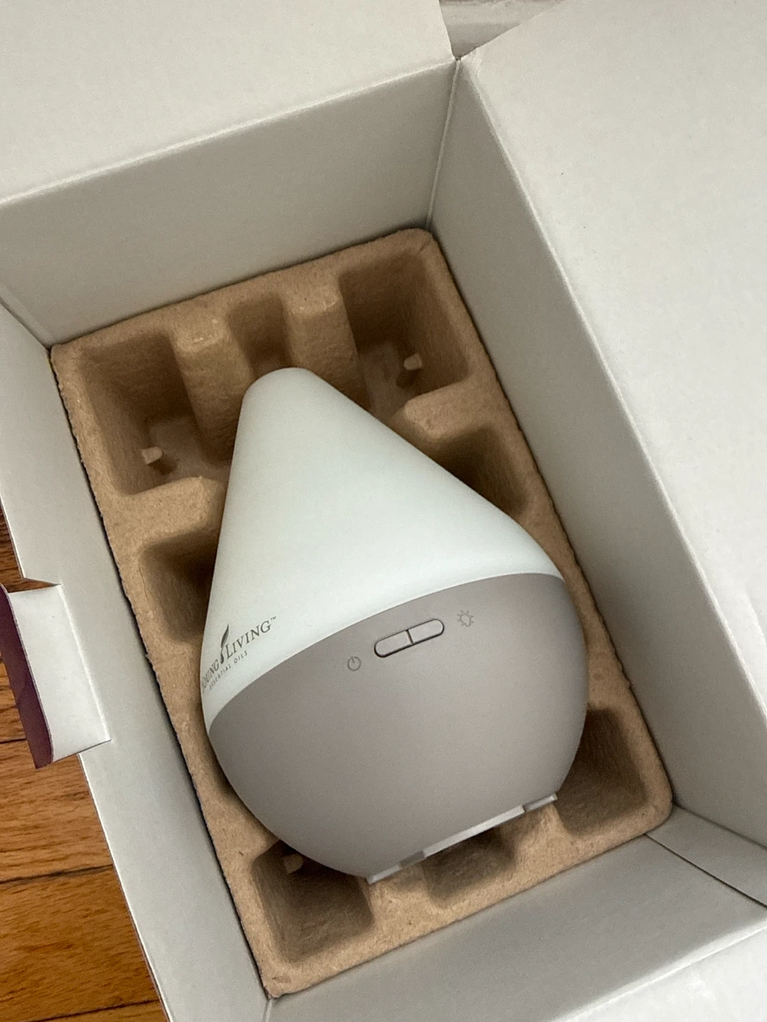 Young Living Dewdrop Essential Oil Diffuser - photo 3