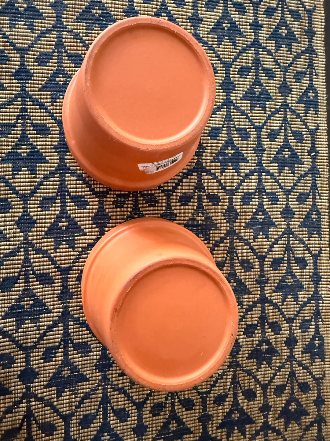 Two Terracotta Pots - photo 3