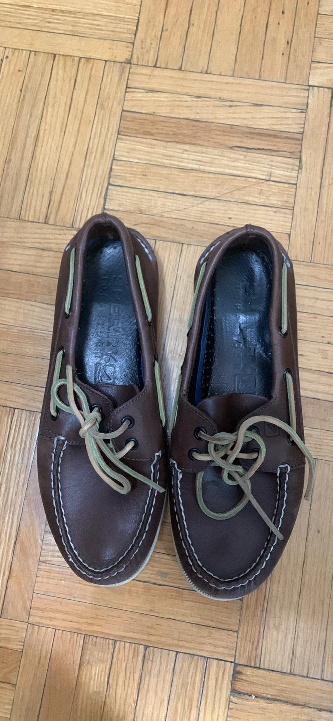 Brown Leather Boat Shoes/Sperry Topsider