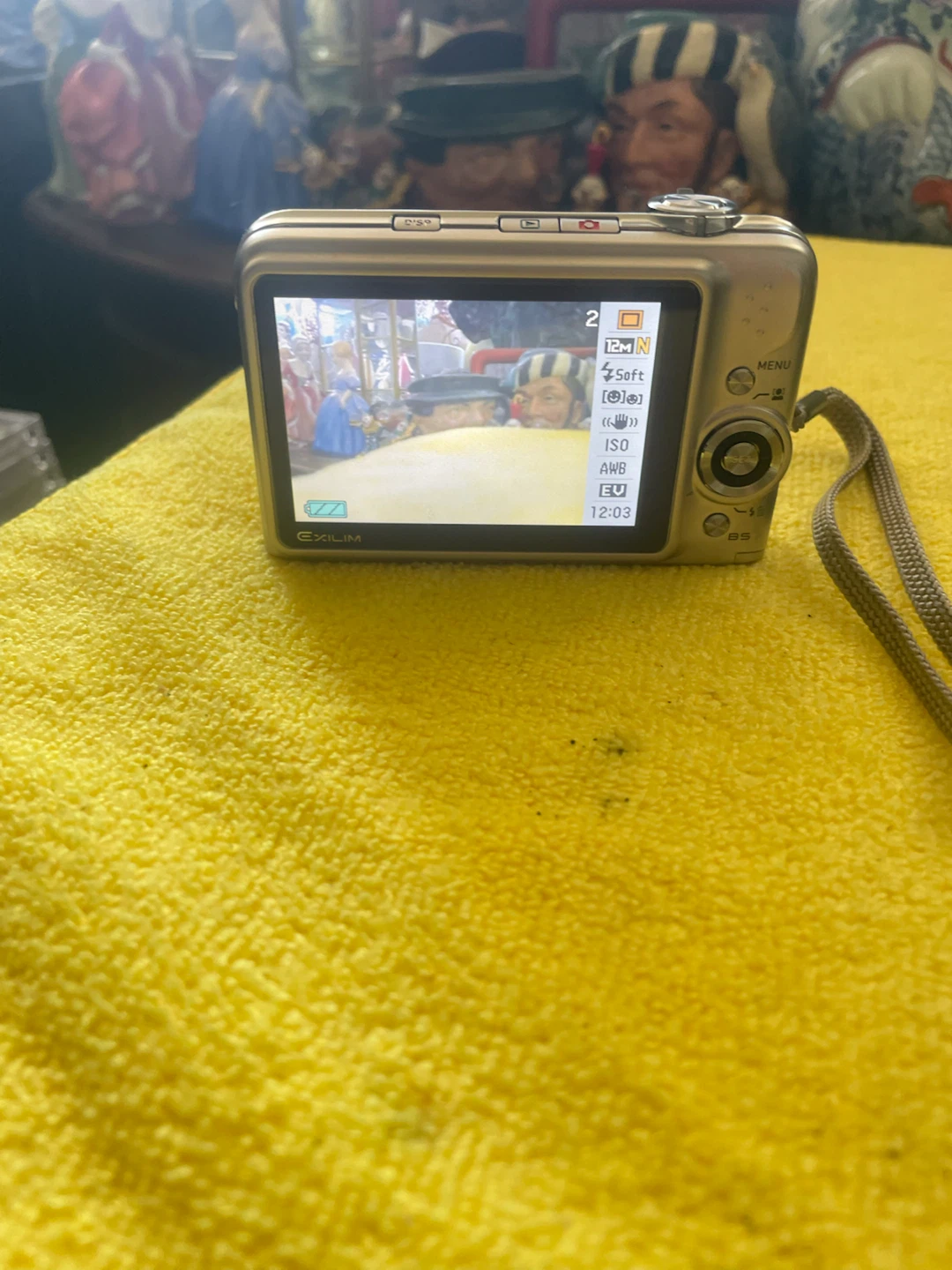Casio EXILIM 12.1 MP Digital Camera - photo 3
