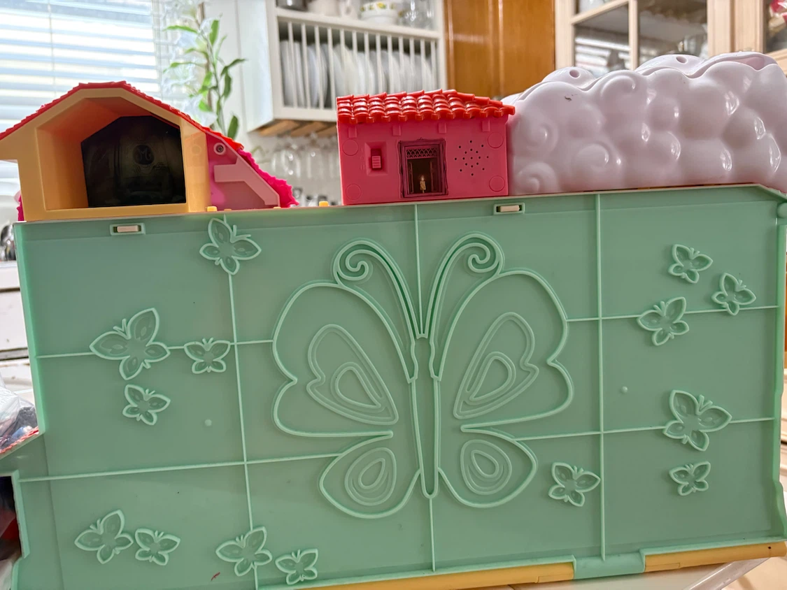 Disney Encanto Madrigal House Playset - photo 4