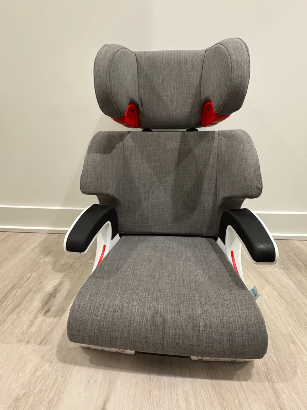 Clek Oobr Booster Car Seat