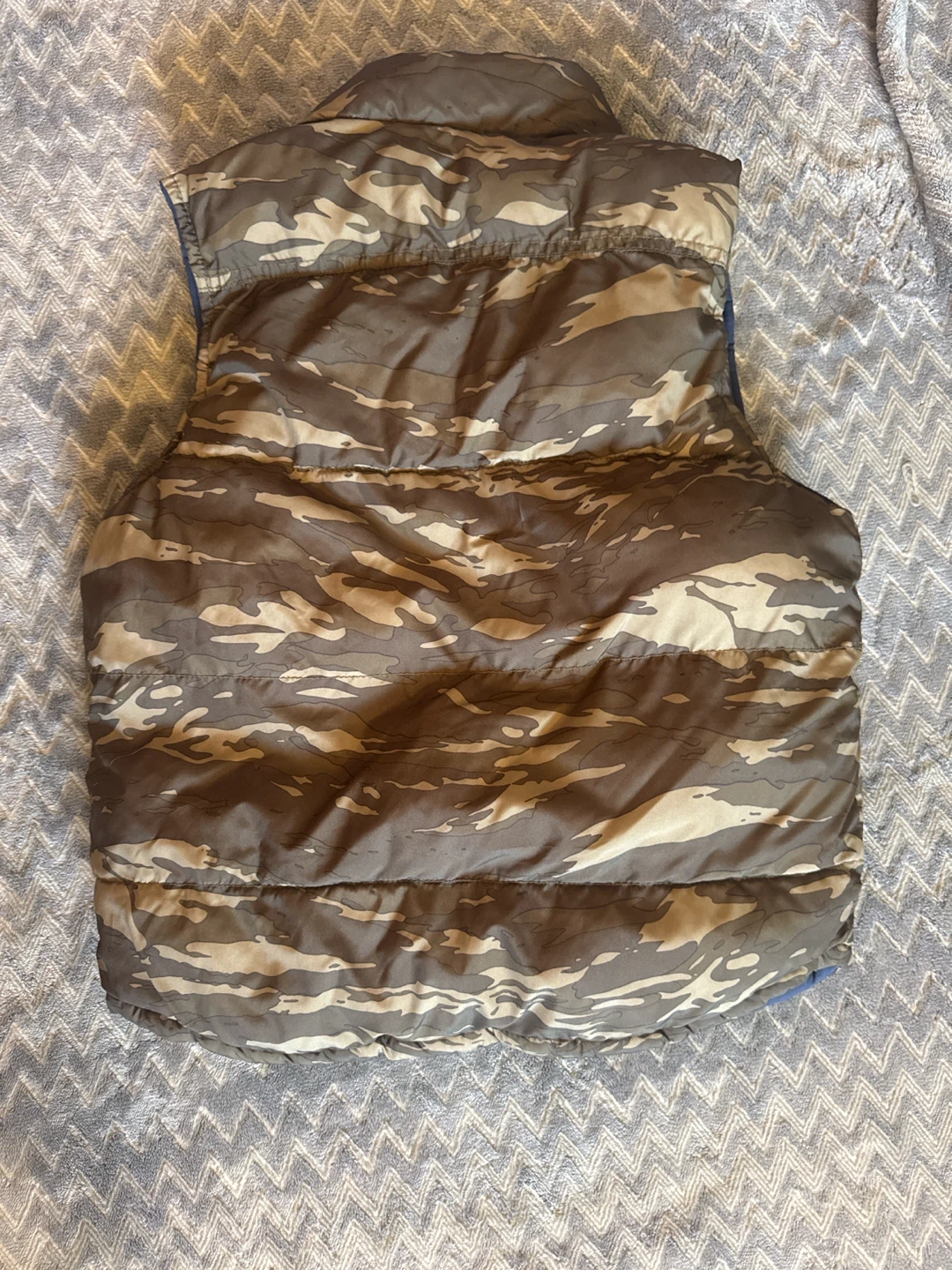 Gap Reversible Puffer Vest - photo 4