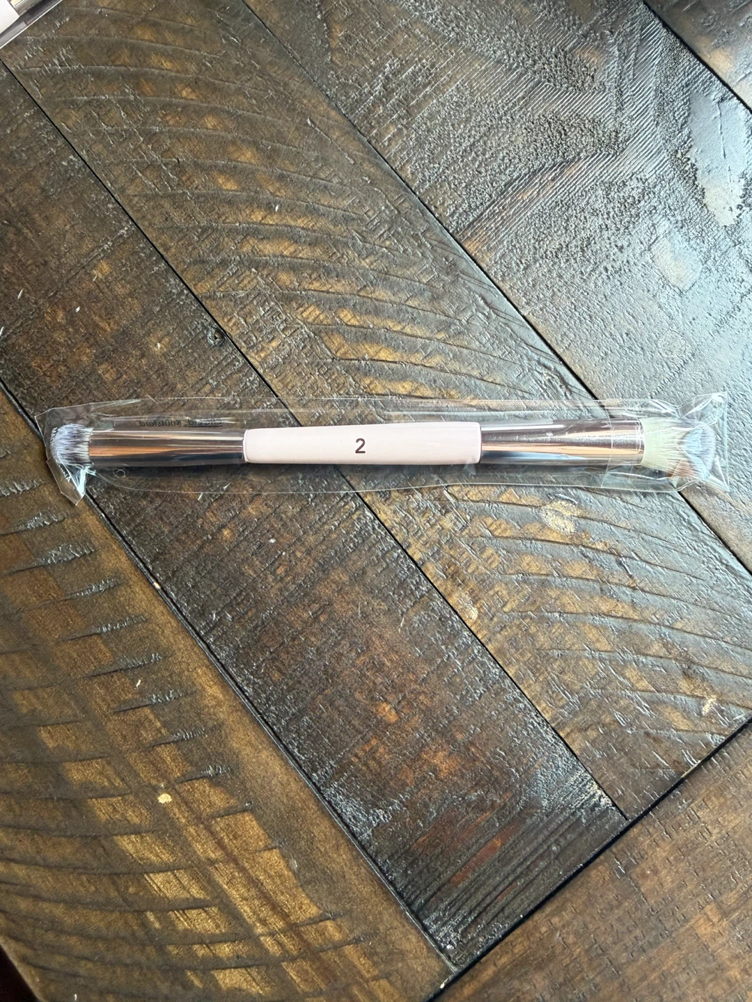 Doll 10 Vegan Dual-Ended Concealer Brush No. 2 - photo 2