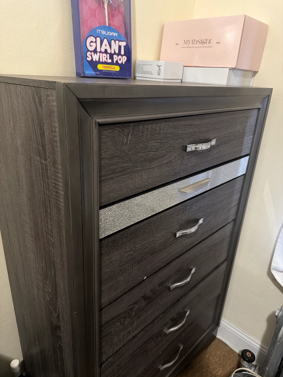 Dark Wood 6-Drawer Dresser - photo 2