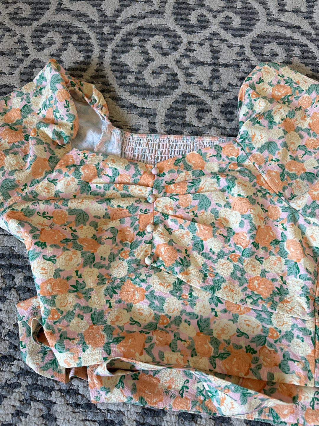 Floral Puff Sleeve Top Size small - photo 3