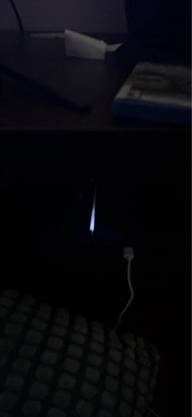Ps4 with 2 controllers - photo 2