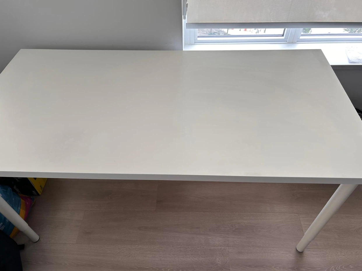 White Desk