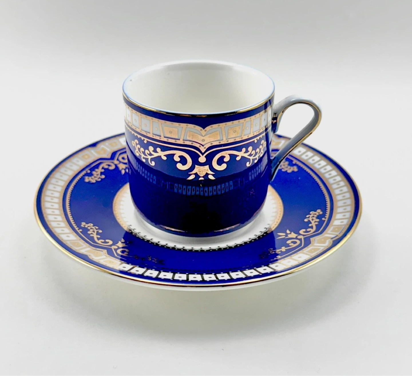Titanic replica cobalt blue pattern demitasse