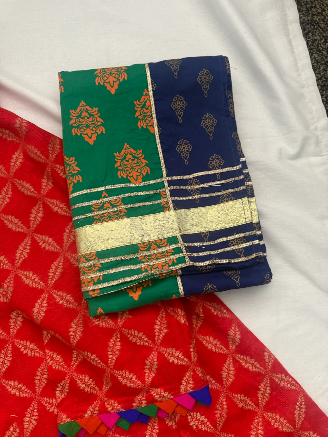 Embroidered Kurti with  Dupatta - photo 4