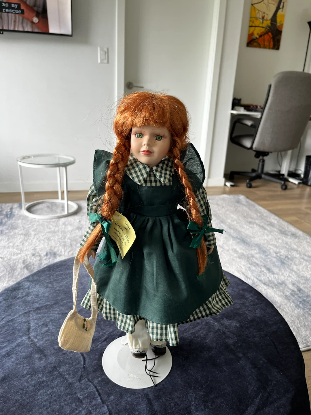 Collector Doll with Red Hair and Green Dress - photo 2