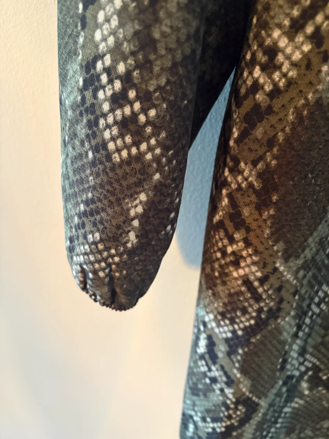 H&M Snake Print Dress - US 8 - photo 3