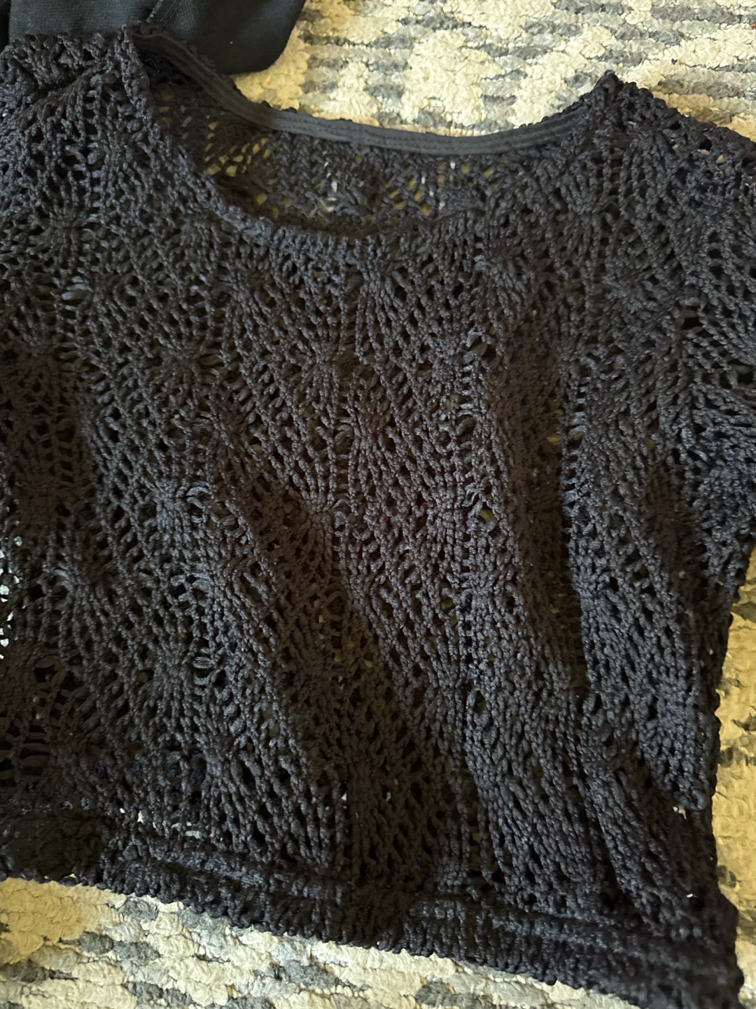 Black Crochet Long Sleeve Crop Top size small - photo 4