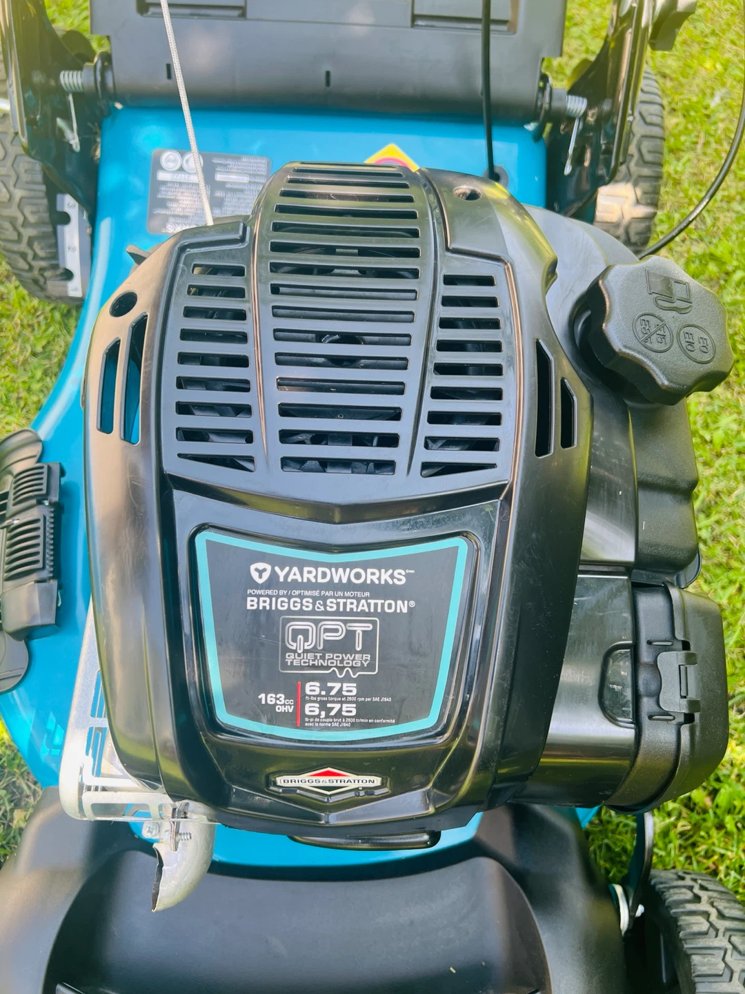 Yardworks 163cc Briggs & Stratton self propelled mower - photo 3
