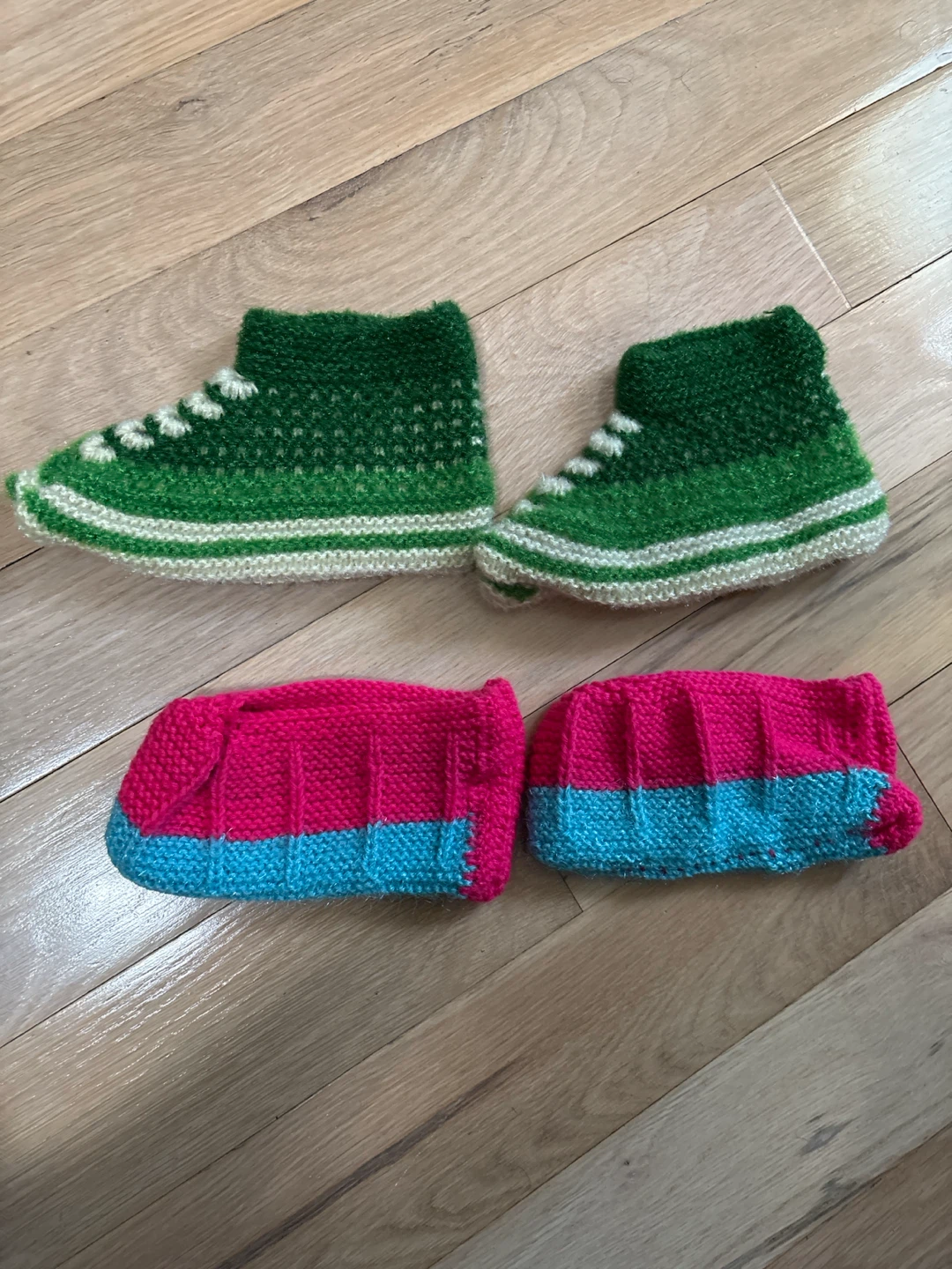 Hand-knitted women socks