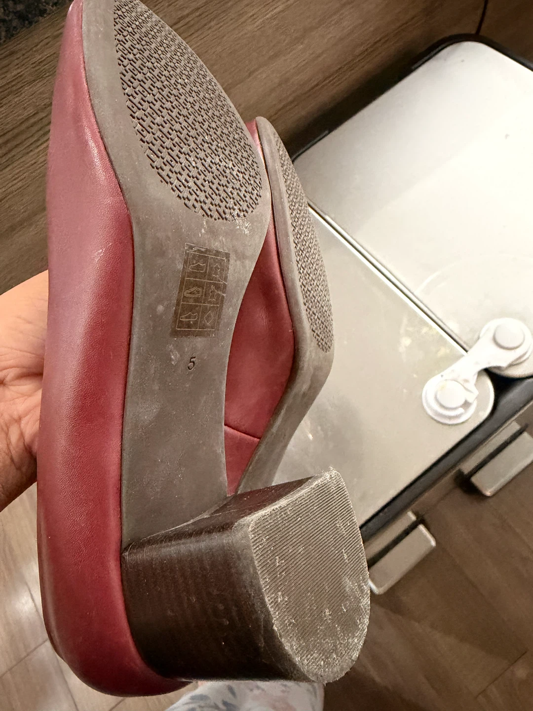 Tory Burch Red Leather Block Heel Shoes Size 5 - photo 4
