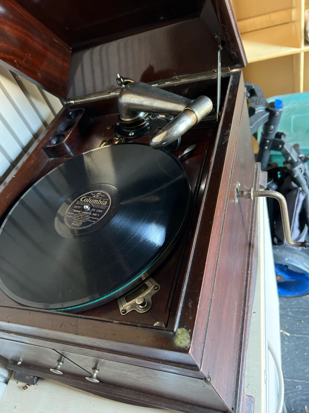 Victrola Record Player - photo 3