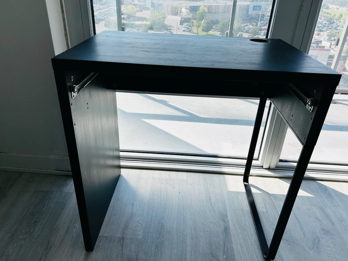 Black Desk with Cutout