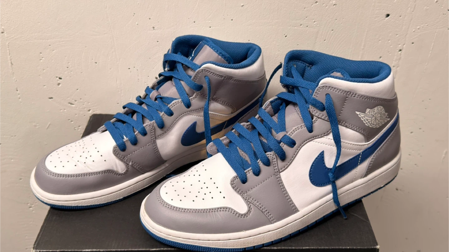 Nike - Air Jordan 1 Mid True Blue - DQ8426014 -Size: 10.5